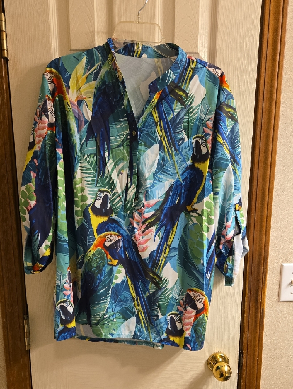Tropical Parrot Print Button-Front Shirt - Blue & Green